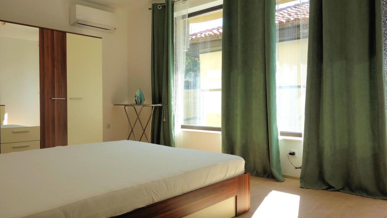 Sea Garden Marina 3 Apartment Varna Eksteriør billede