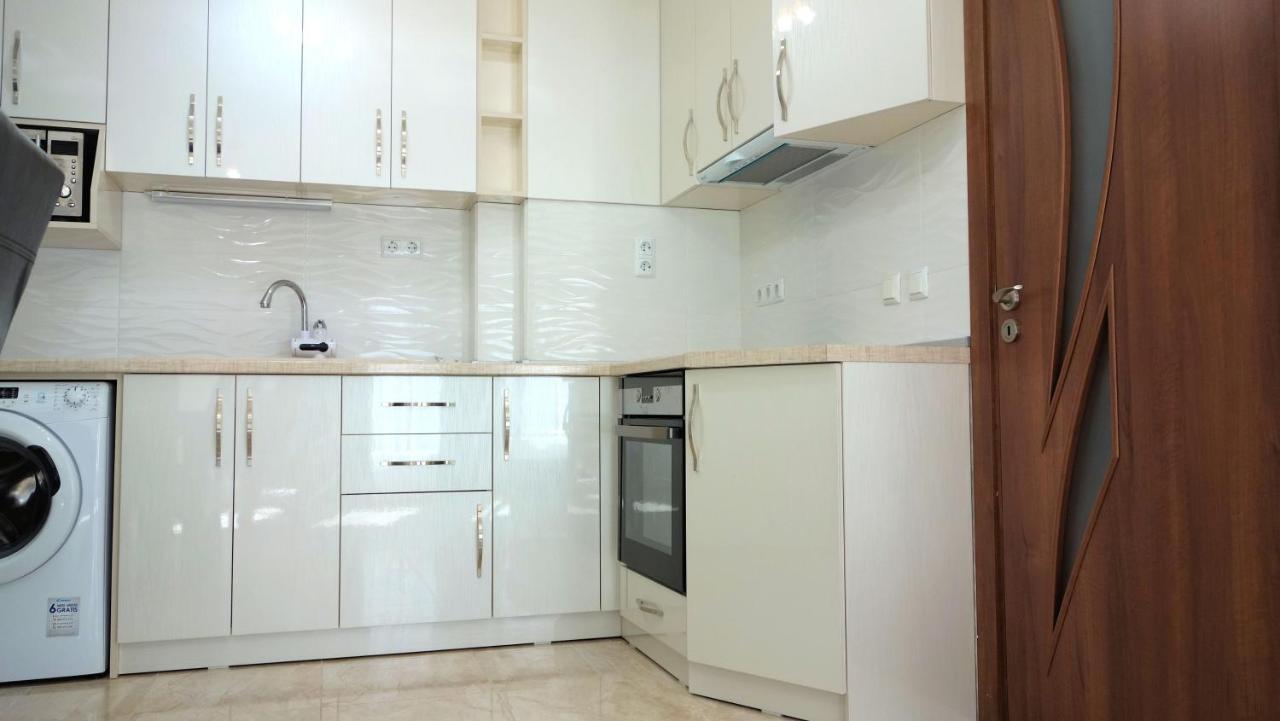Sea Garden Marina 3 Apartment Varna Eksteriør billede